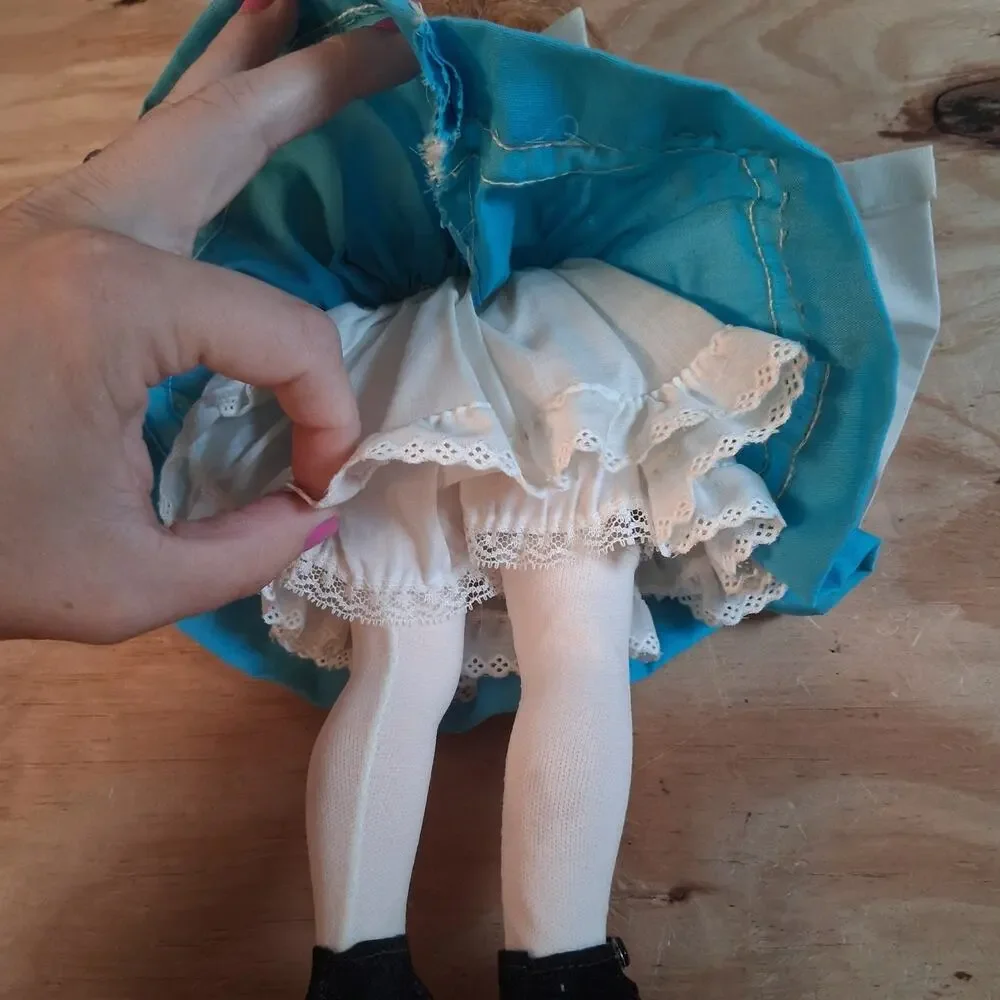 Madame Alexander Alice in Wonderland Doll Blue Dress Vintage 14 inch Toy Doll